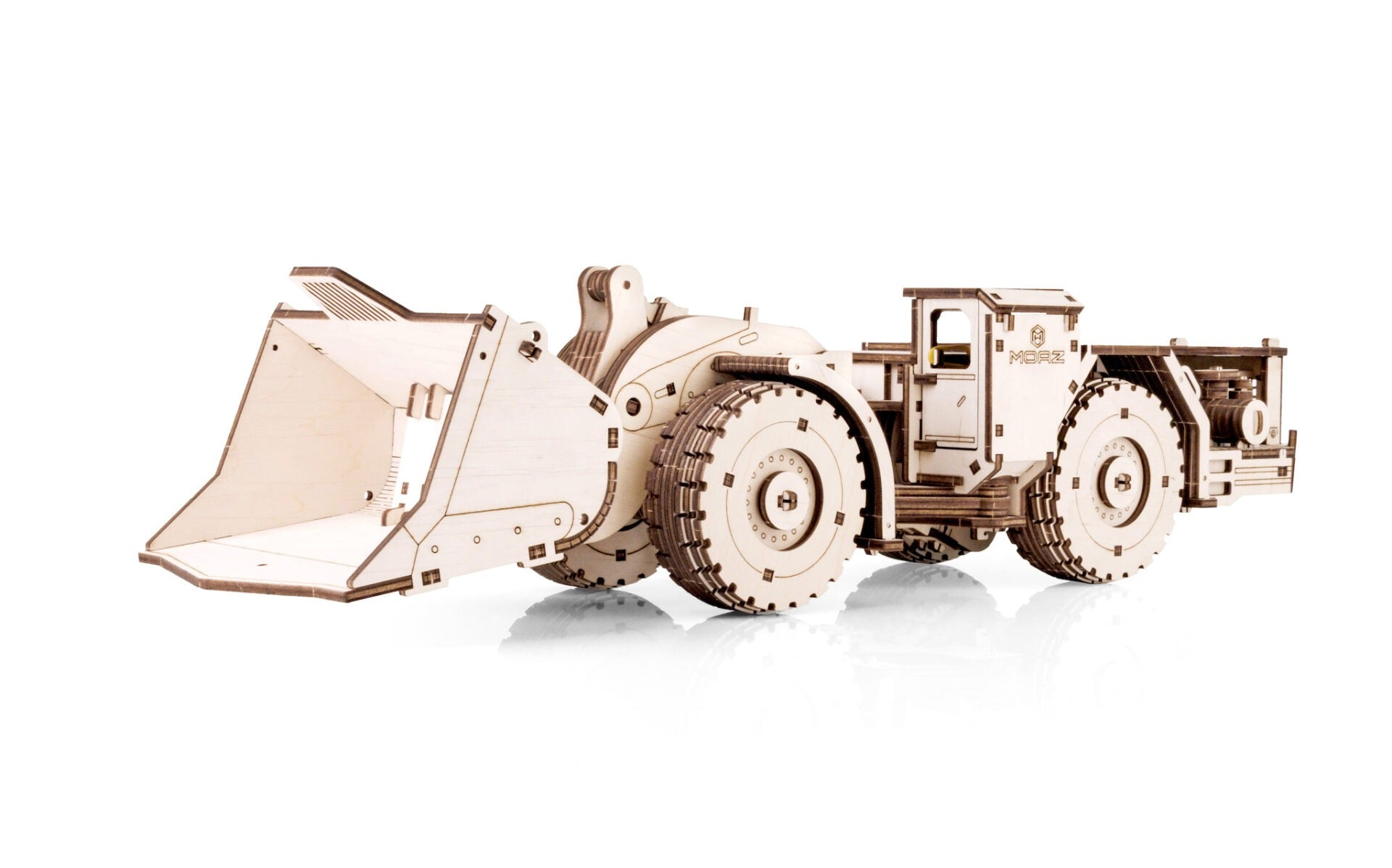 MoAZ-4075 Load-Haul-Dump Unit 3D Wooden Puzzle, 398 Pieces | EWA
