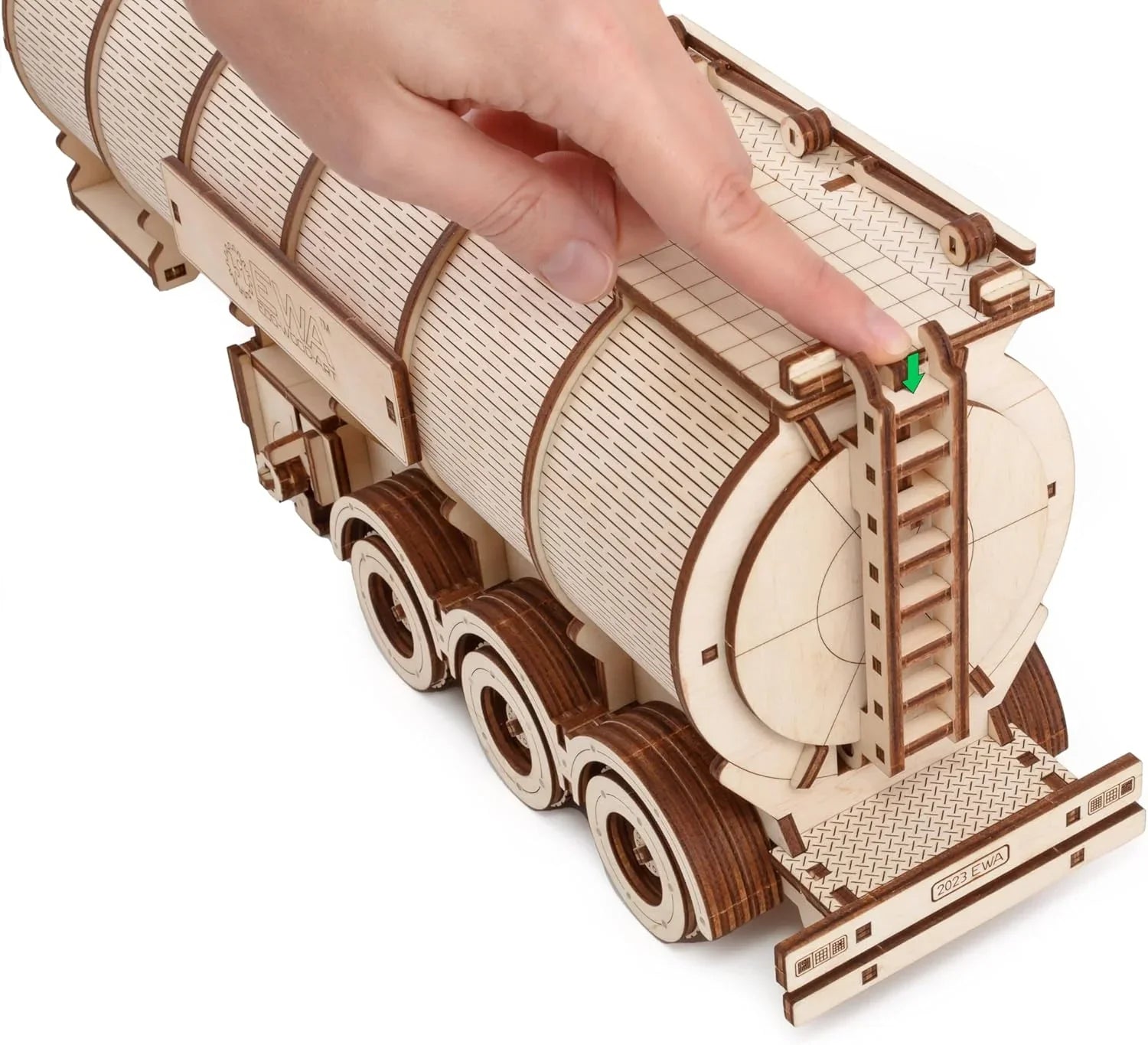 DIY Wooden 3D Mechanical Model - Set Road King - Spring-Powered Mechanism - No Glue Needed - Top-Grade Plywood (Tank Semitrailer) - eco-wood-art