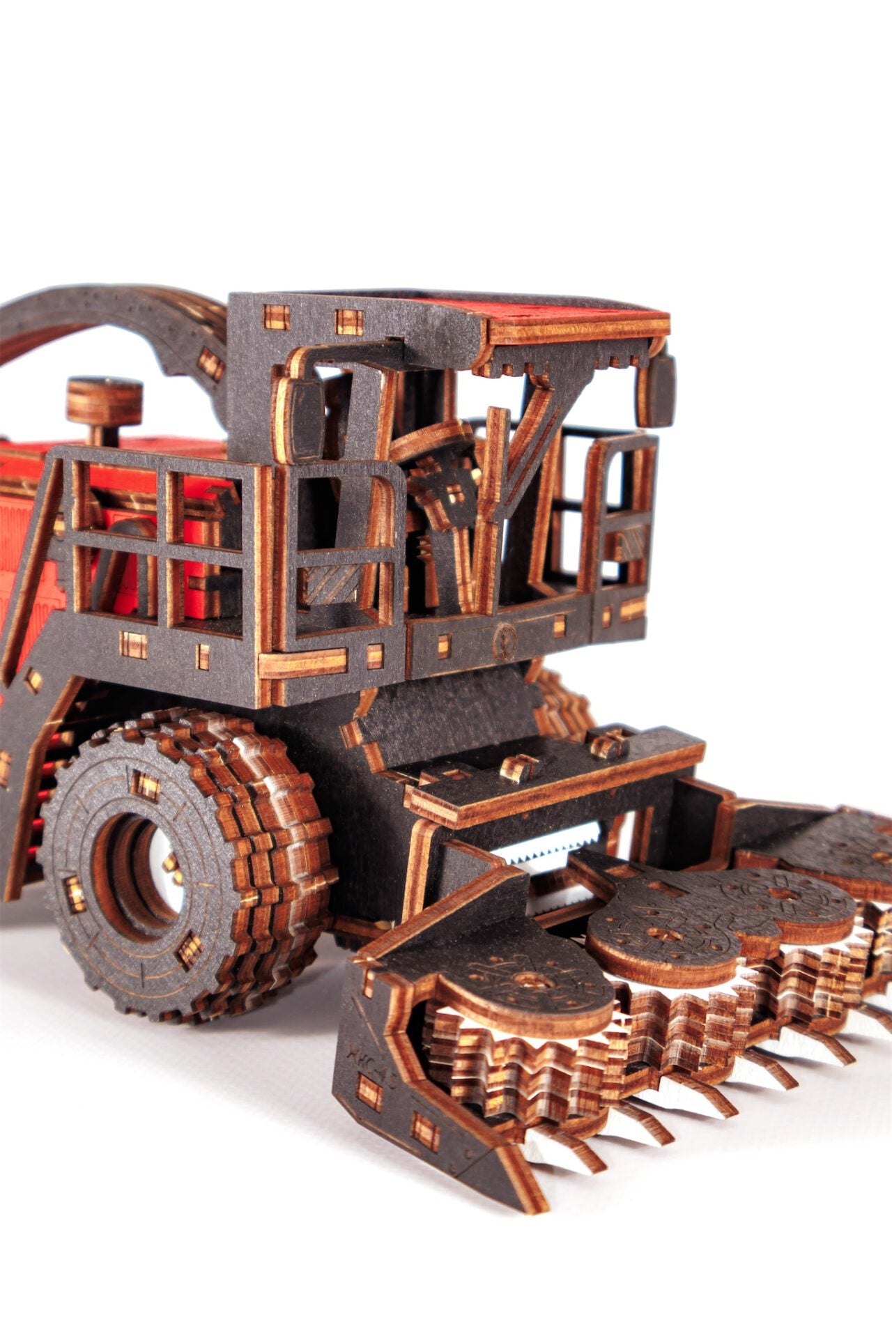 Red Forage Harvester FS80 Pro 3D Wooden Puzzle, 181 Pieces | EWA