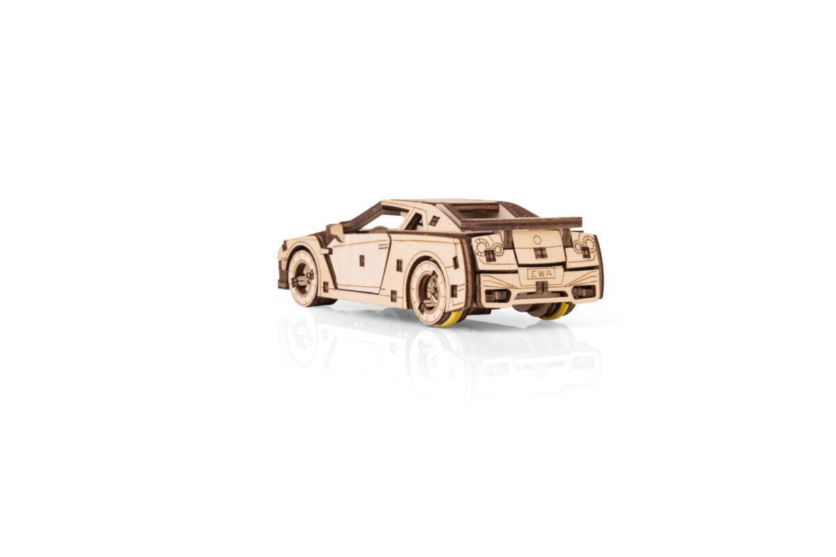 Supercar – eco-wood-art